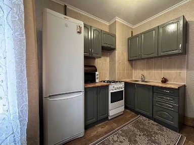 Оренда 2 кімеюнатної квартири | р-н 21 та 25 школи