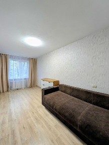 Продаж квартири з роздільними кімнатами та РЕМОНТОМ р-н Центр.