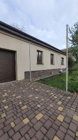 Продам будинок в Марганці.