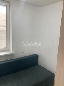 Продаж гостинки біля Конного ринку метро Захисників України