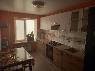 Срочно сдам 2 ком квартиру на Бородинском ул. Петра Сагайдачного