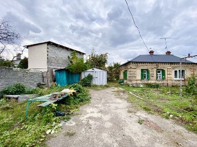 Продам частину будинка вул. Розкопна