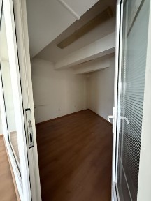 Продається приміщення вул. Хотинська