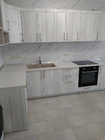 Варшавський плюс. В будинку не вимикають світло.