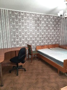 вул. Ахматовой 8, Харьківський, 2кімн. все окремо, вільна, жилий стан