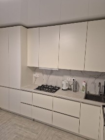 Здається вперше двохкімнатна квартира 9 район.