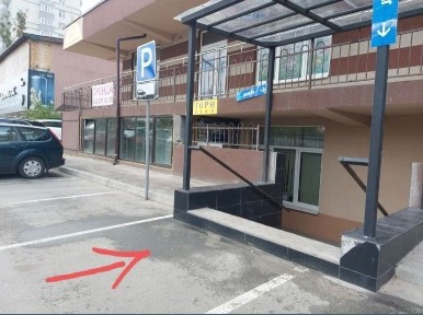 Термінова оренда приміщення 30 м. кв. Фасад. Сигналізація