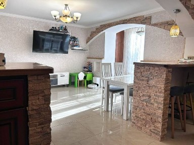 Продаж 3 кімнатной квартири з індивідуальним опаленням