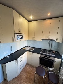 1-кімн. квартира, вул. Скальда (Комарова)