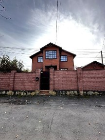 Продажа будинку в центрі міста