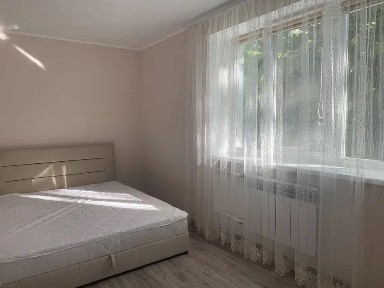 Сдам 1-ную кварт + кухня-гостиная р-н Черемушки ул Варненская / Ген П.