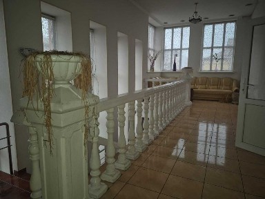 1681м2 ресторан і 12 сот землі в центрі