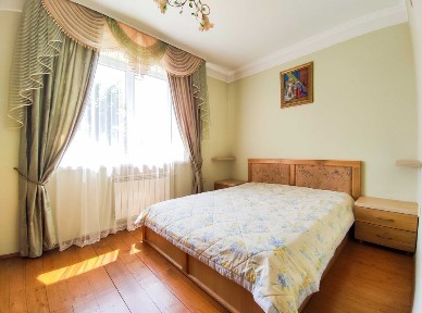 Довгострокова оренда будинку у с. Пісочна