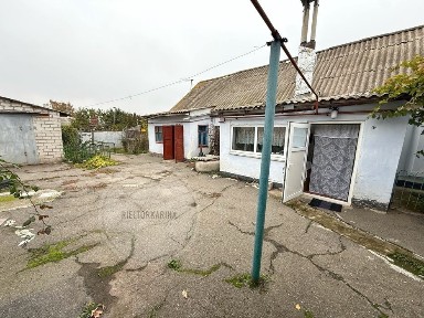 Епіцентру р-н/5 Інгульська вул. будинок 80м2. 10 соток землі