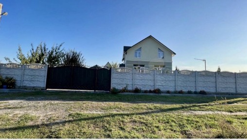 ЯКІСНИЙ будинок 150 м 2 просторий з ділянкою 10 соток