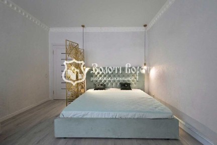 Киев, Волынская ул., 9А