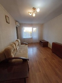 Двокімнатна. Пл. Володимира Великого