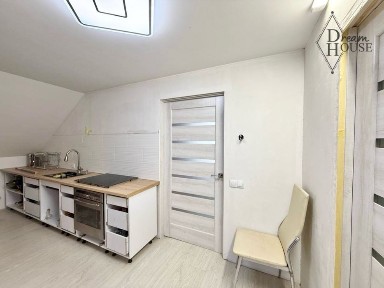 Продаж буднку на стадії ремонту