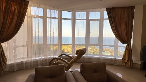 Одесса, Гагаринское Плато ул., 5/2