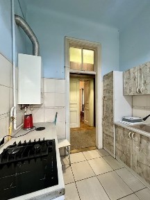 Оренда 3-к. квартири біля центру за вул. Хорватська.