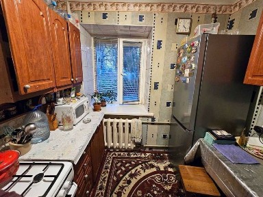 Продам 1-к квартиру в кирпичном доме, низ пр. Мазепы / Караваева