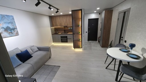 Продаж 3 кімнатної квартири Київська Бам