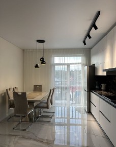 Оренда 2 кімнатної квартири вул. Собранецька