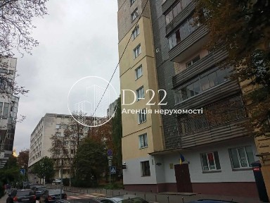 Продаж 3-кв., вул. Стрітенська 13, Львівська площа