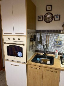 Частина будинку з гаражем 2 кімнати, старий центр