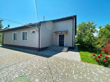 Дом на 2 семьи на 7 сотках земли в ЖМ 