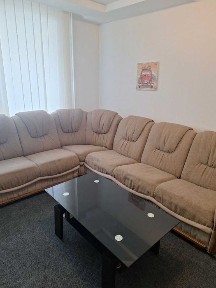 Здам 3-х кімнатну квартиру біля метро 