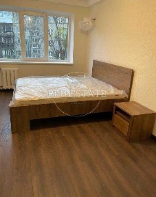 Продам 2к кв з абсолютно новим ремонтом на вул Чорних Запорожців 10