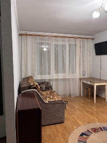 1кім кв вулиця Володимира Великого бічна