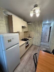 Продам Квартира 3 ком Красный Камень Кондратюка Коммунаровская Метро