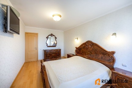 Без% Оренда просторої 3к. прсп. Володимира Івасюка 27а