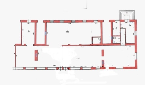 Центр, фасад, витринные окна : )