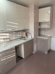 Продается 3к кв-ра (Б-р Краматорский) возможна продажа по сертификату