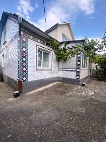 Здам 4-х кімнатний будинок у передмісті