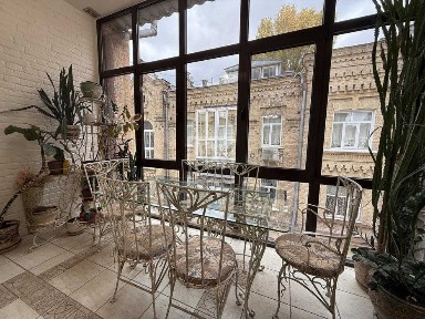 Аренда 3к квартиры 85м² в центре возле метро улица Саксаганского