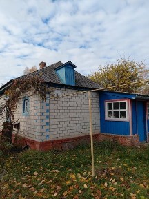 Продаж будинку в с. Халявин