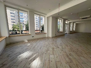 Оренда приміщення з РЕМОНТОМ в густозаселеному місці