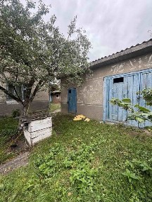 Продам будинок поблизу Шептицького