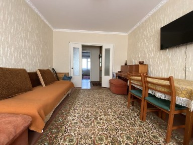 Трикімнатна квартира на Лушпи