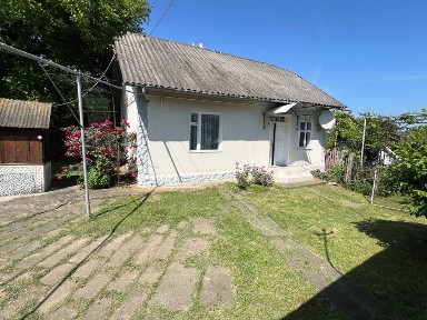Продається будинок м. Чернівці с. Горошівці