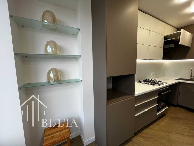 Продам 2 кімнатну квартиру в новому зданому будинку