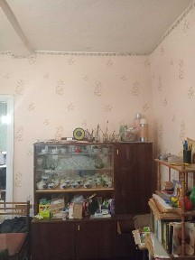 Продам в Люботине дом с большим участком