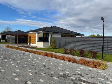 Продам будинок 140 м2 с. Рожни на березі Десни