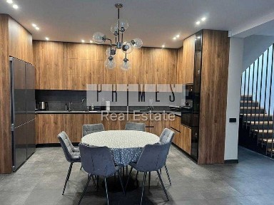 Продаж 4к будинку, закрита територія, вул. Богатирська, Оболонь