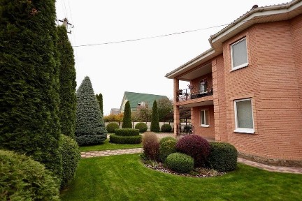 Будинок смт. Бабинці, 200м2+12 соток. Басейн, спорт. майданчик. Без%