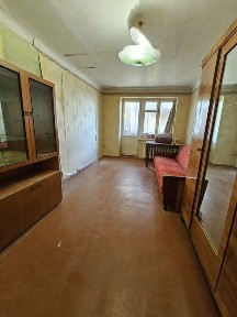 Продаж 3-и кімнатної квартири другий поверх, вул. Європейська. Супер ціна